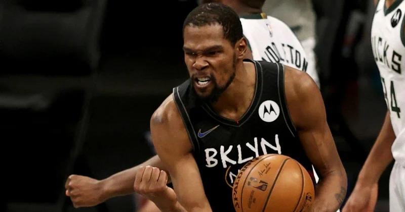 小篮网战败强敌,东部赛区前十略见下滑的简单介绍 小篮网战败强敌,东部赛区前十略见下滑的简单介绍