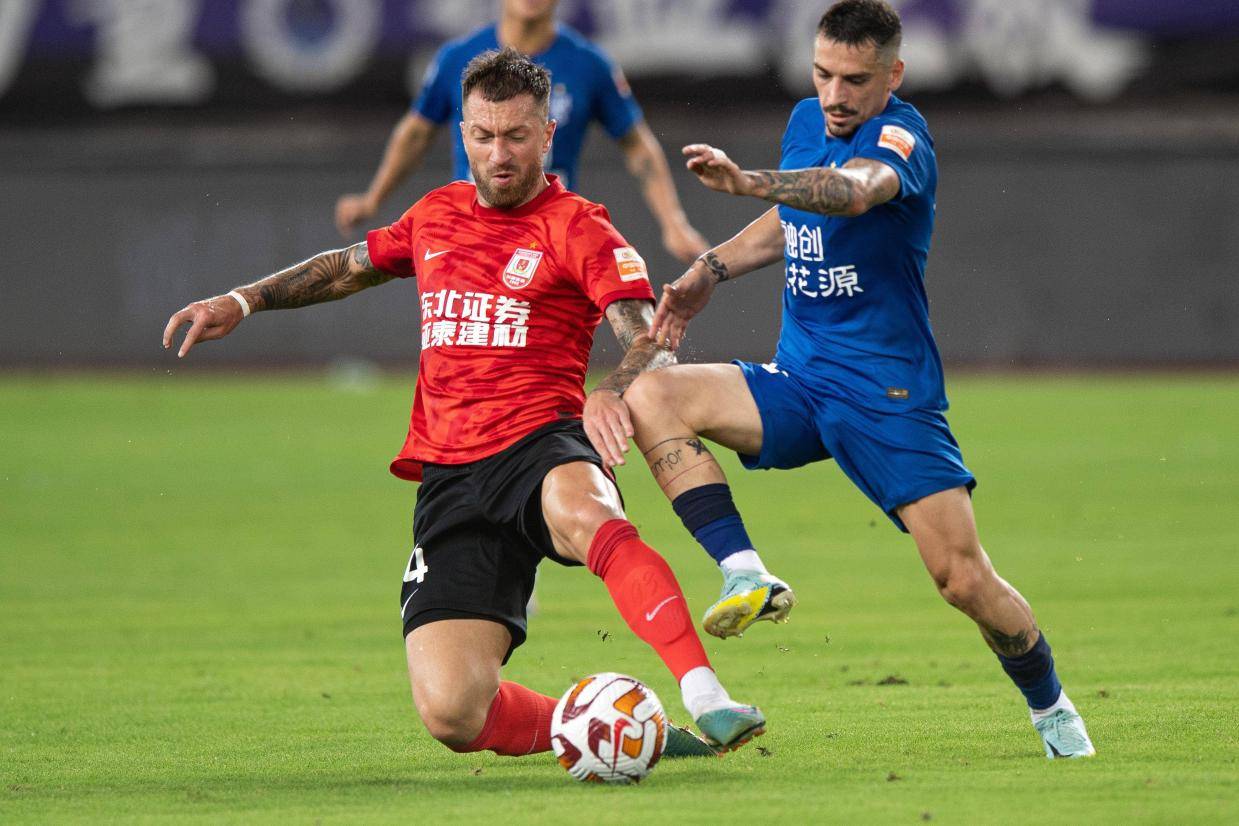 爱游戏网页版入口-马德里竞技奋勇拼搏，勇夺晋级资格的简单介绍