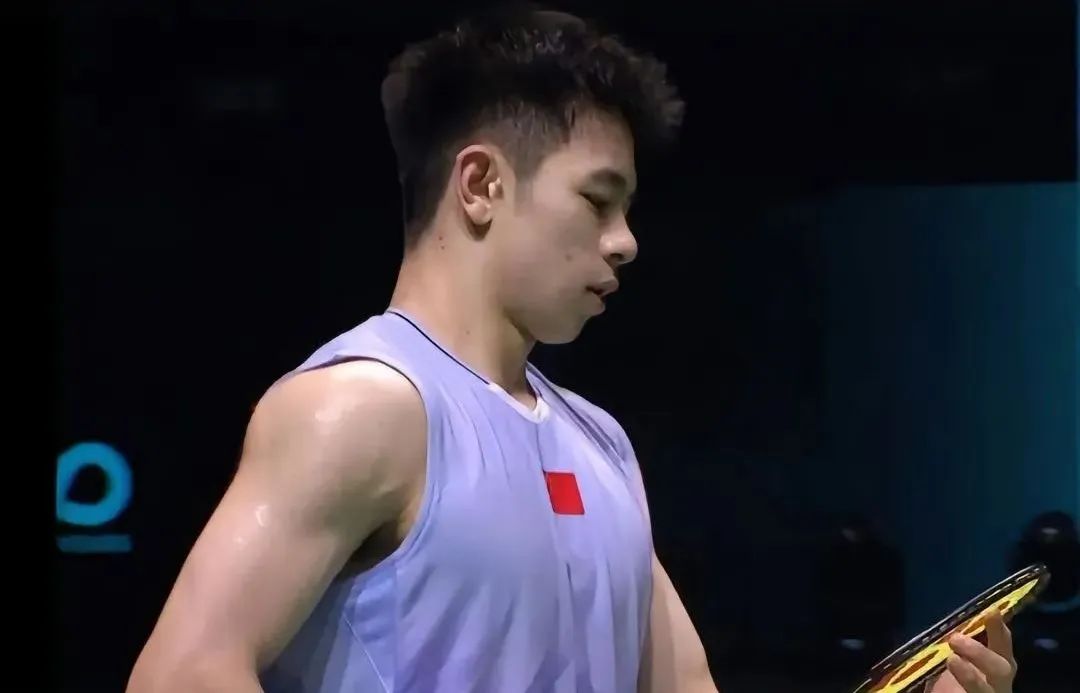 新加坡运动员表现卓越，赢得瞩目目光的简单介绍