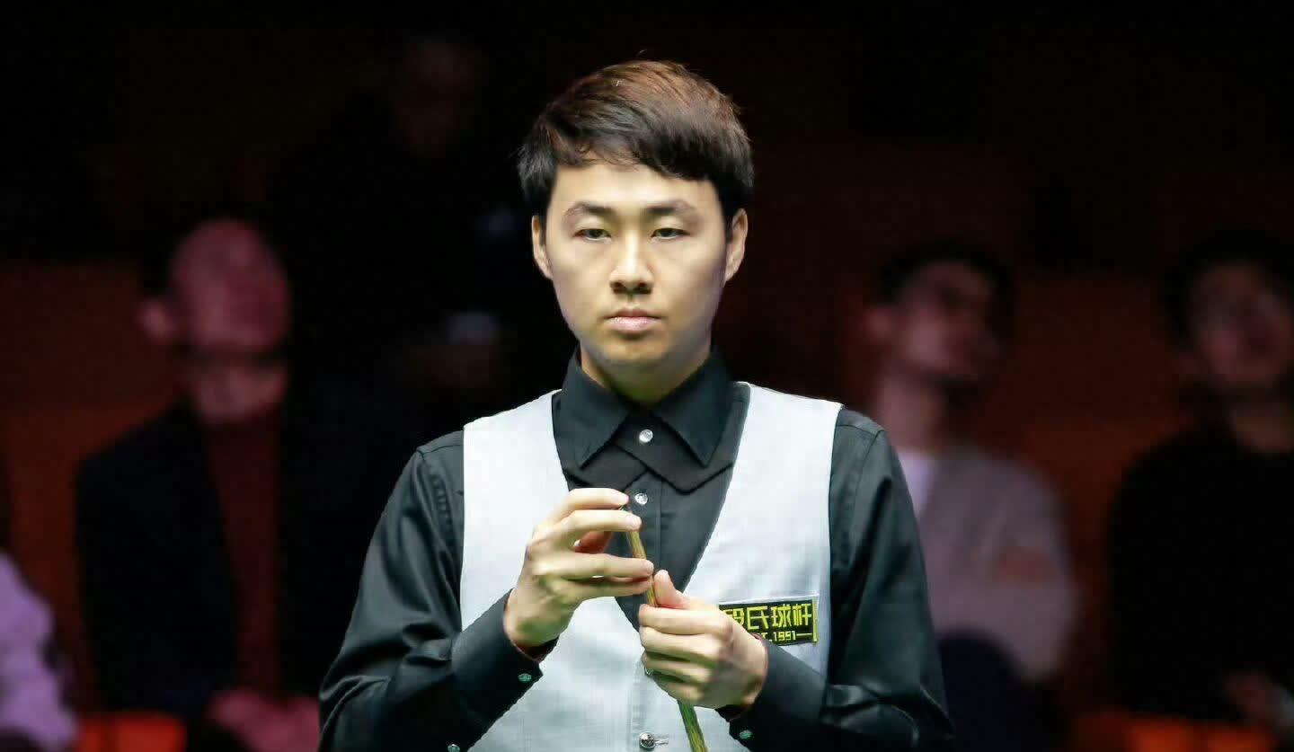 德国击剑选手全力以赴获得好成绩 德国击剑选手全力以赴获得好成绩