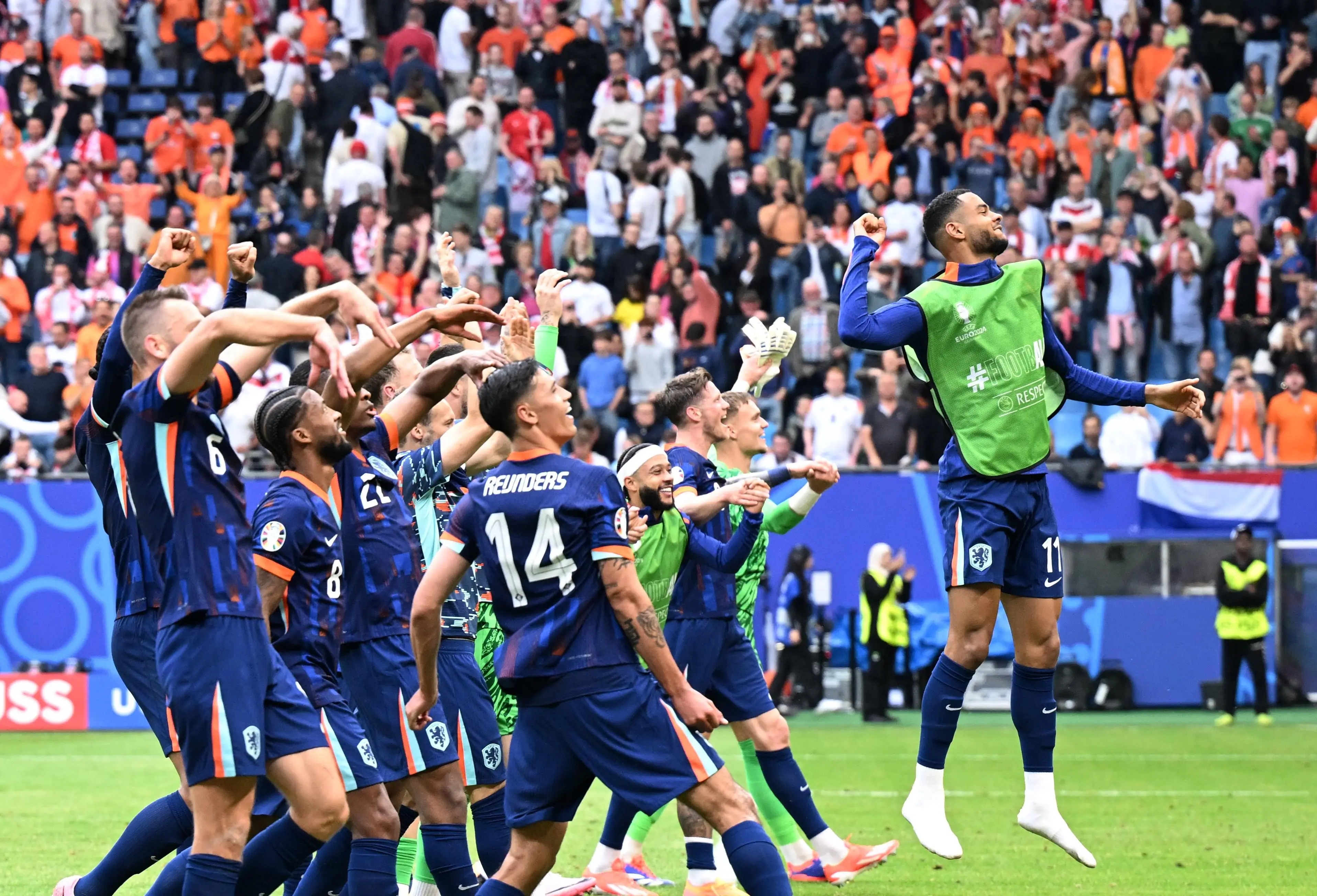 实力碾压,热门球队在欧洲杯预选赛中称霸的简单介绍 实力碾压,热门球队在欧洲杯预选赛中称霸的简单介绍