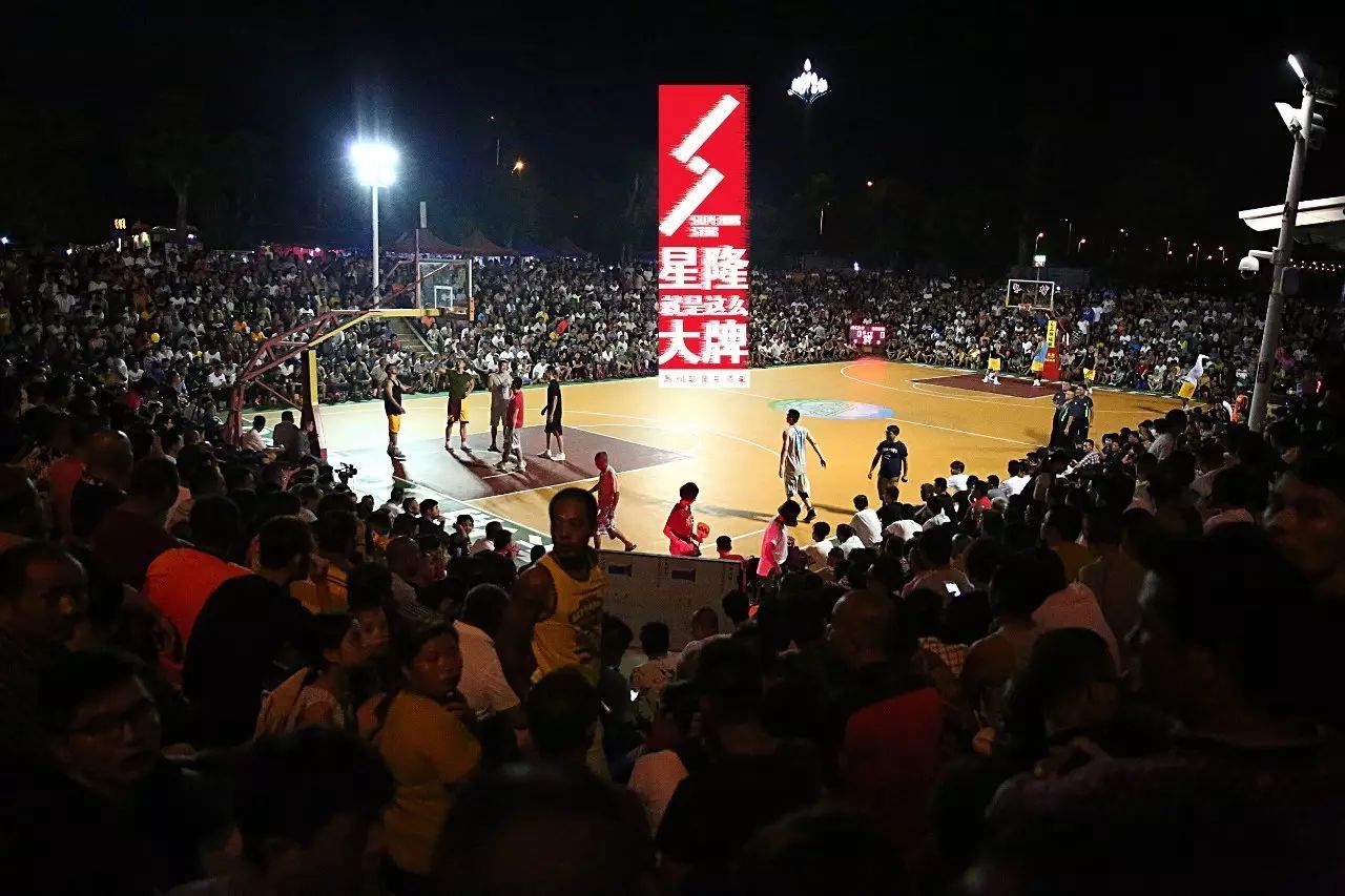 爱游戏入口-包含高手对阵高手，篮球赛场上星光熠熠的词条