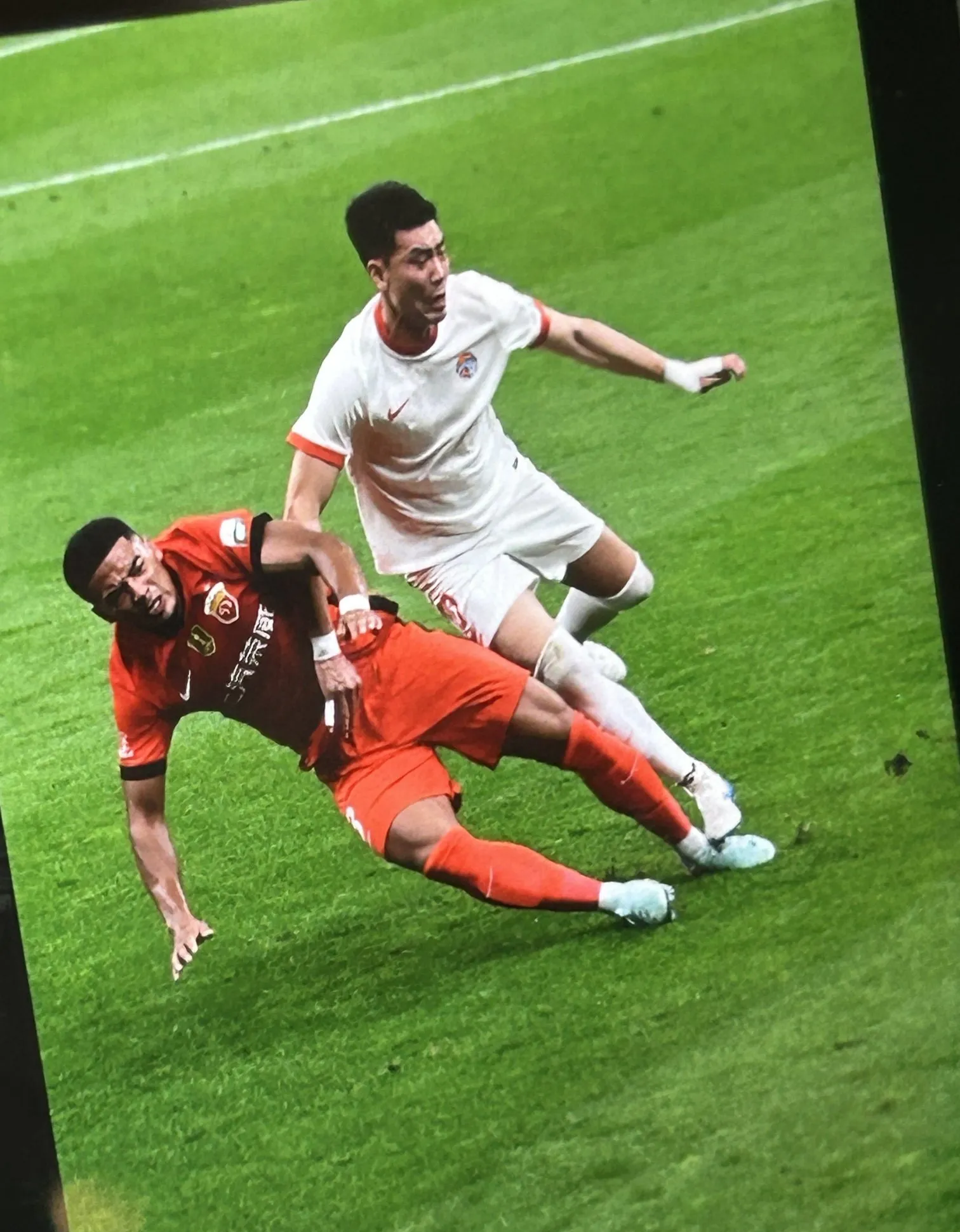 爱游戏网页版入口-天海绝杀，惊险获胜让球迷欣喜不已的简单介绍