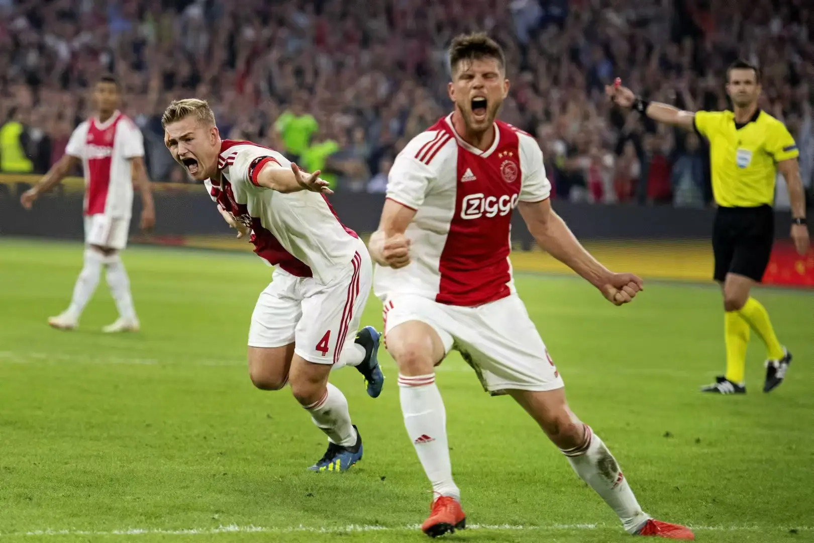 阿贾克斯轻松击败马赛,赢得高分胜利 阿贾克斯轻松击败马赛,赢得高分胜利