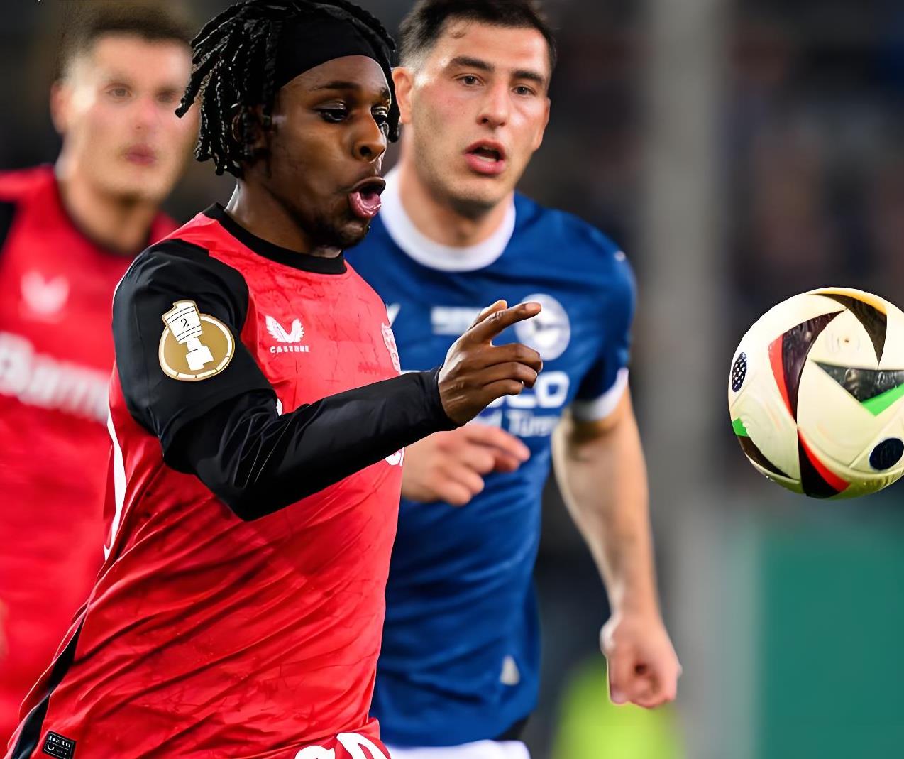 爱游戏体育官网-关于欧联杯战局扑朔迷离，德国豪门险胜挺进的信息