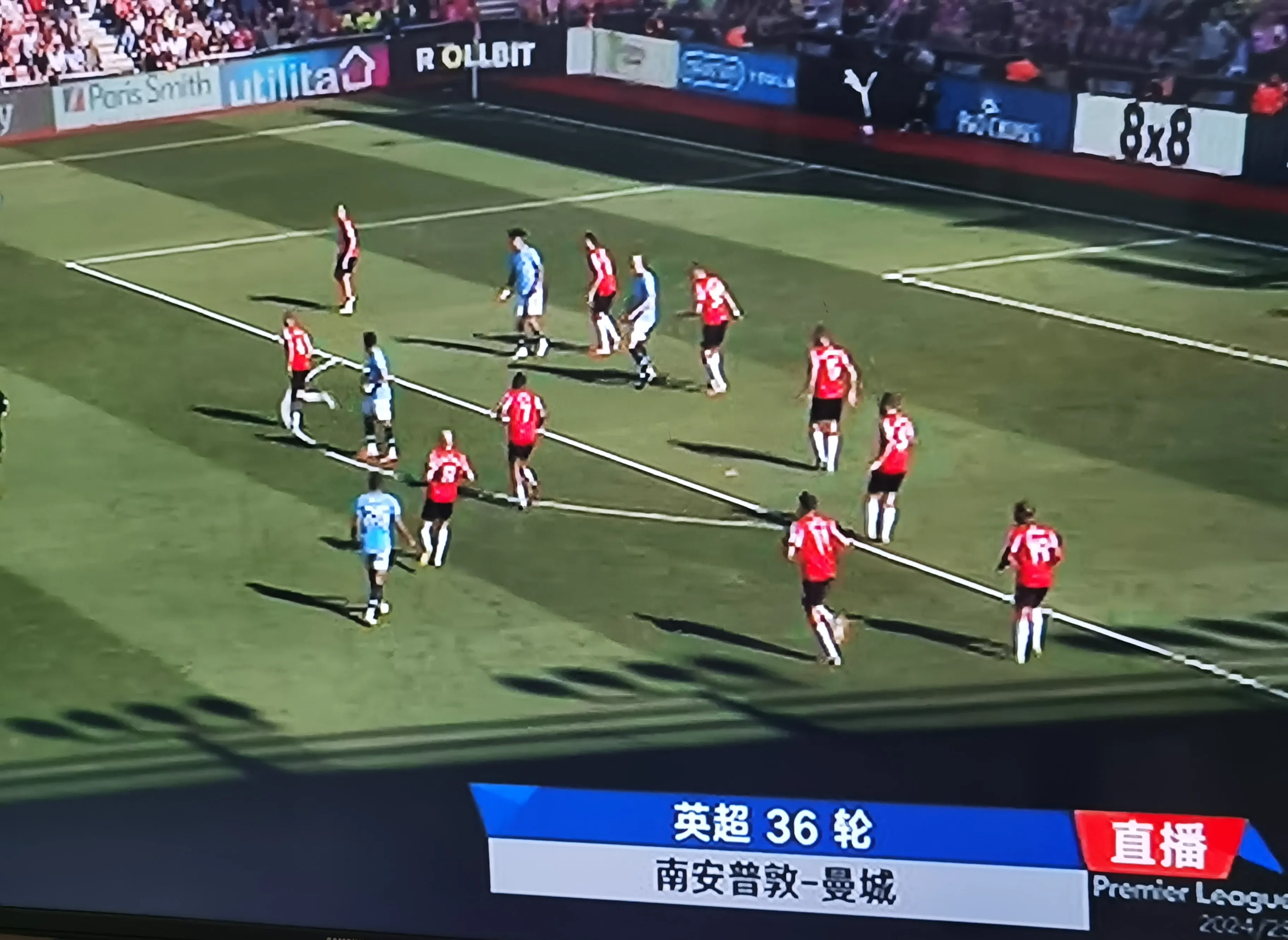 爱游戏app-重要球员伤愈复出，球队备战关键比赛