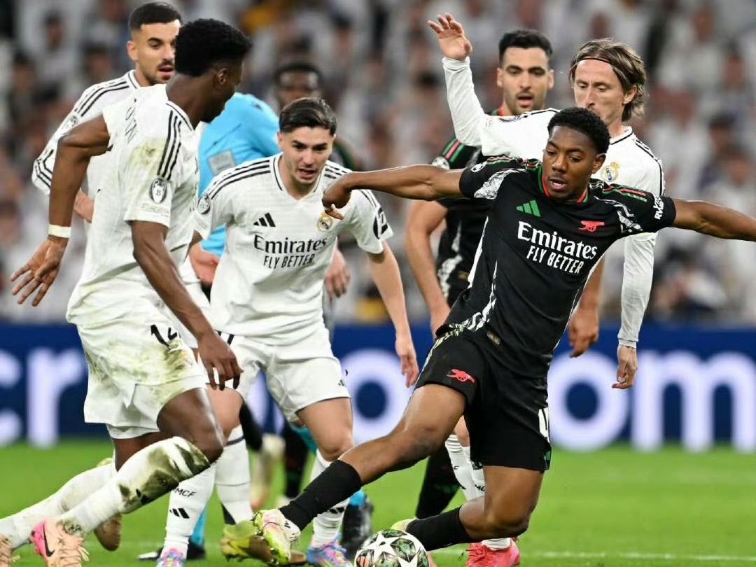 欧预赛半决赛紧张斗智,球队誓取冠军宝座的简单介绍 欧预赛半决赛紧张斗智,球队誓取冠军宝座的简单介绍