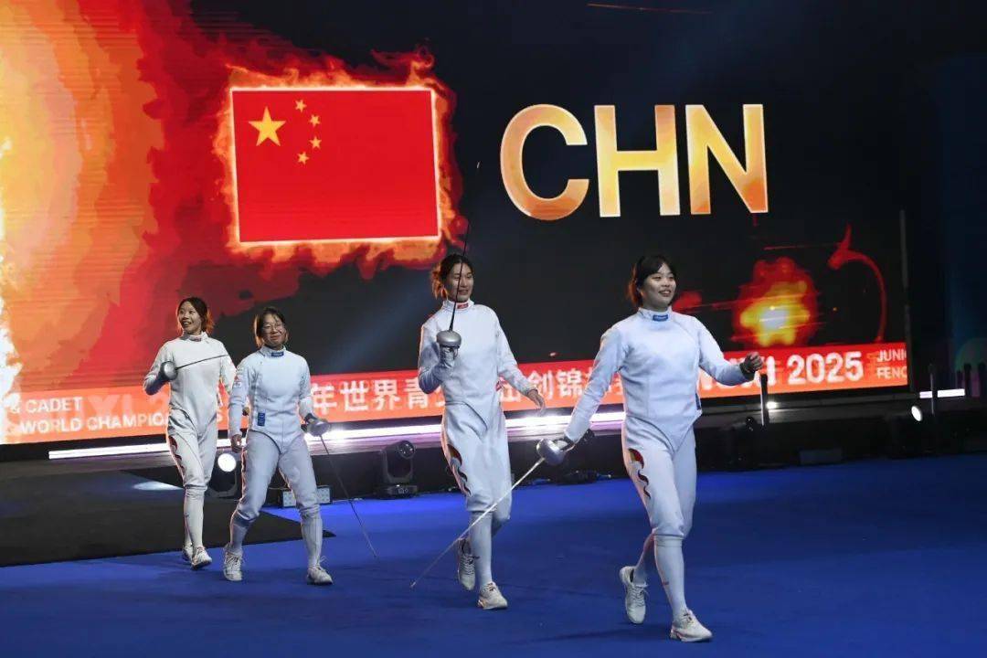 意大利女子夺得团体比赛银牌 意大利女子夺得团体比赛银牌