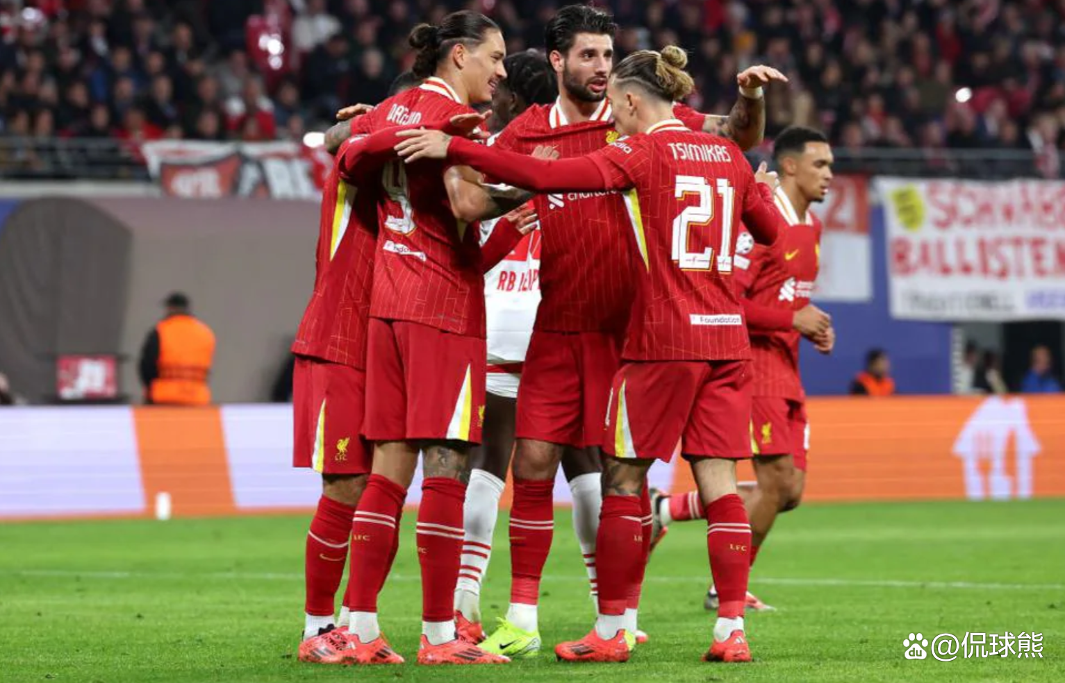 爱游戏在线-包含利物浦主场大胜，积分榜领先优势扩大的词条