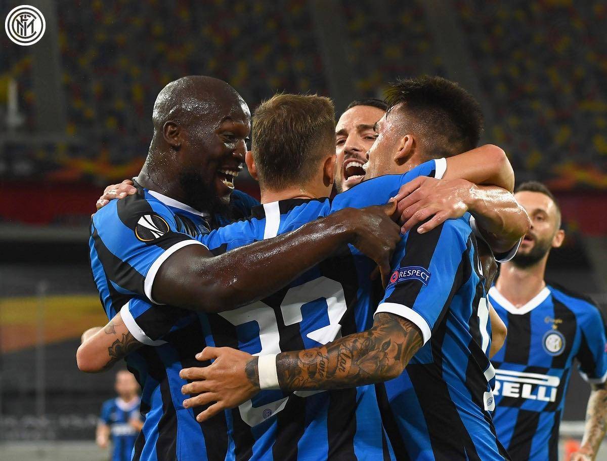 亚洲足球先锋矛盾对决,力争胜出展现实力 亚洲足球先锋矛盾对决,力争胜出展现实力