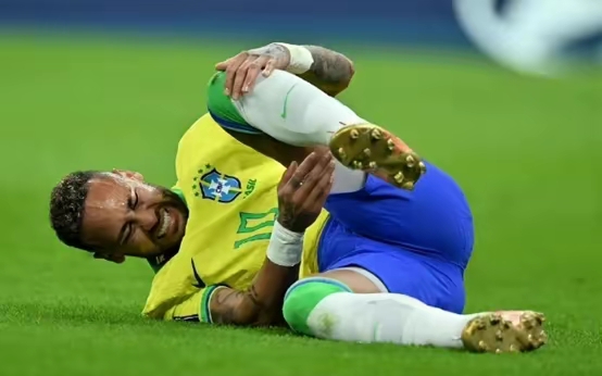 爱游戏官网入口-尼马表现出色，帮助球队夺冠