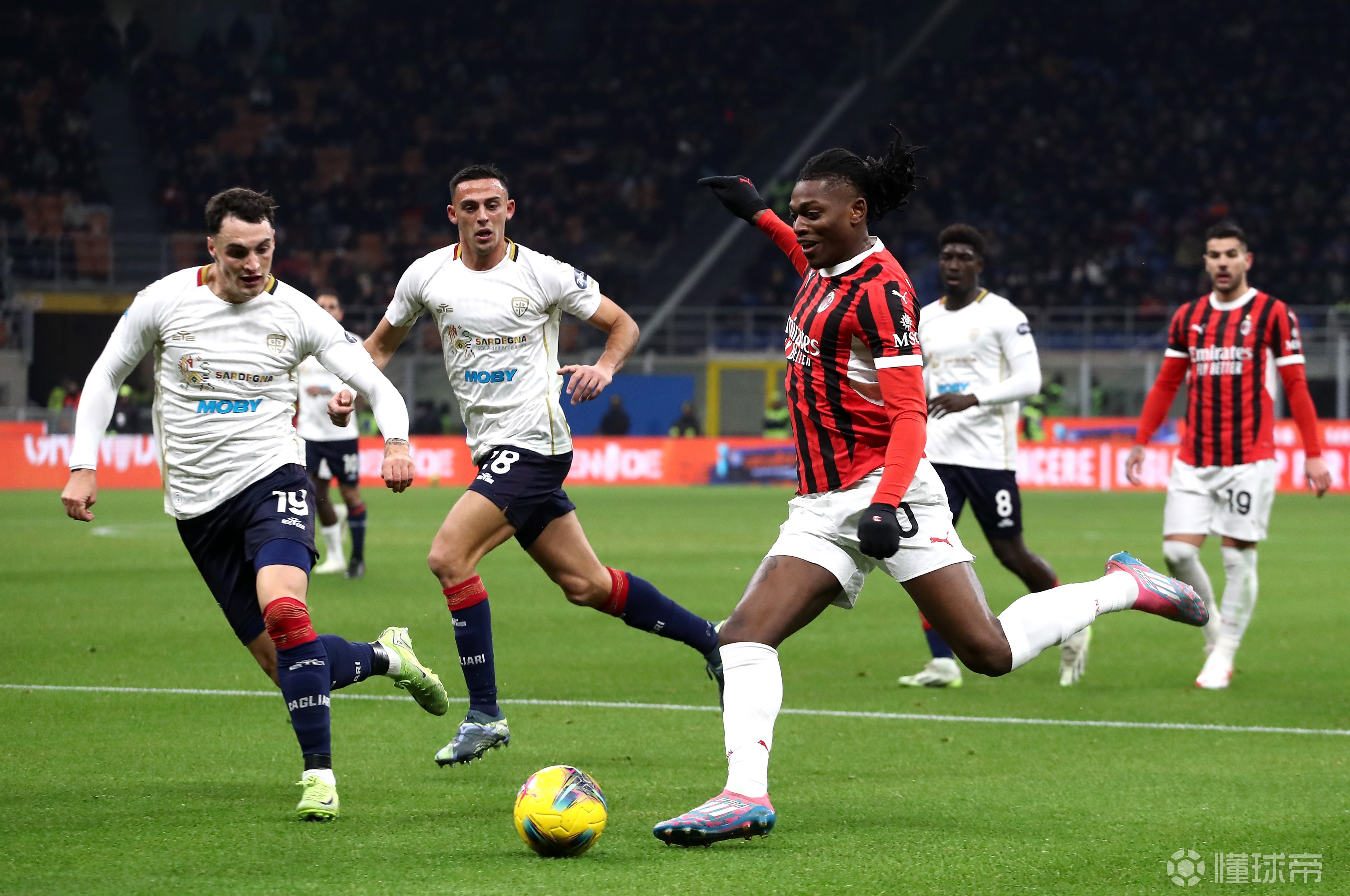 克里米亚主场小胜,欧洲赛场前景不明朗 克里米亚主场小胜,欧洲赛场前景不明朗