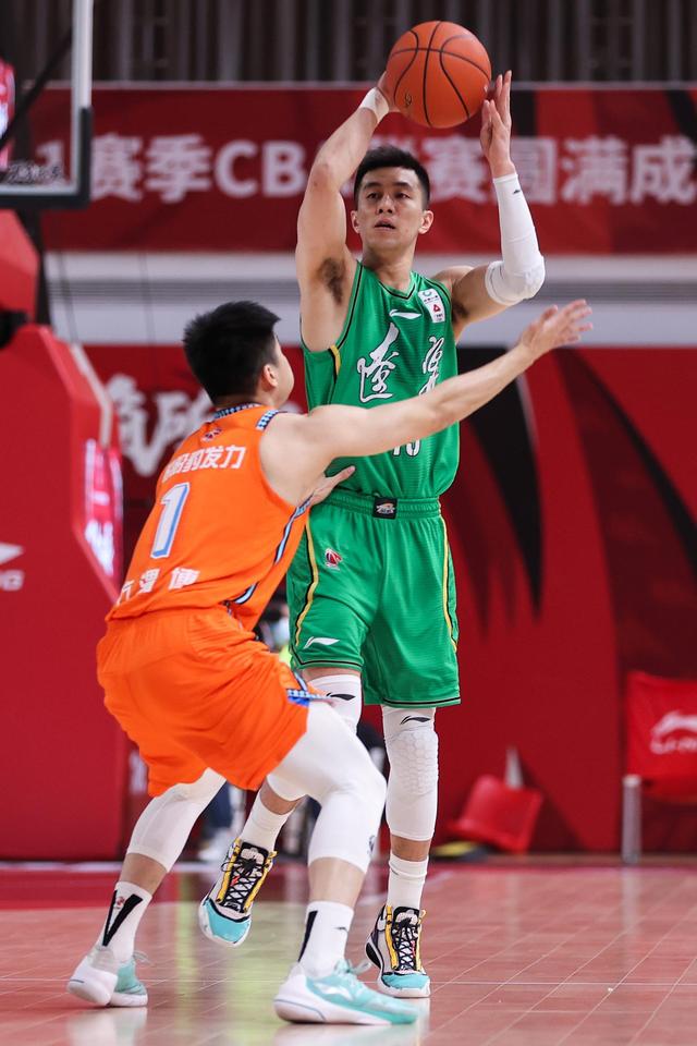 爱游戏官方入口-四川男篮取得双杀，开始稳步攀升排名的简单介绍