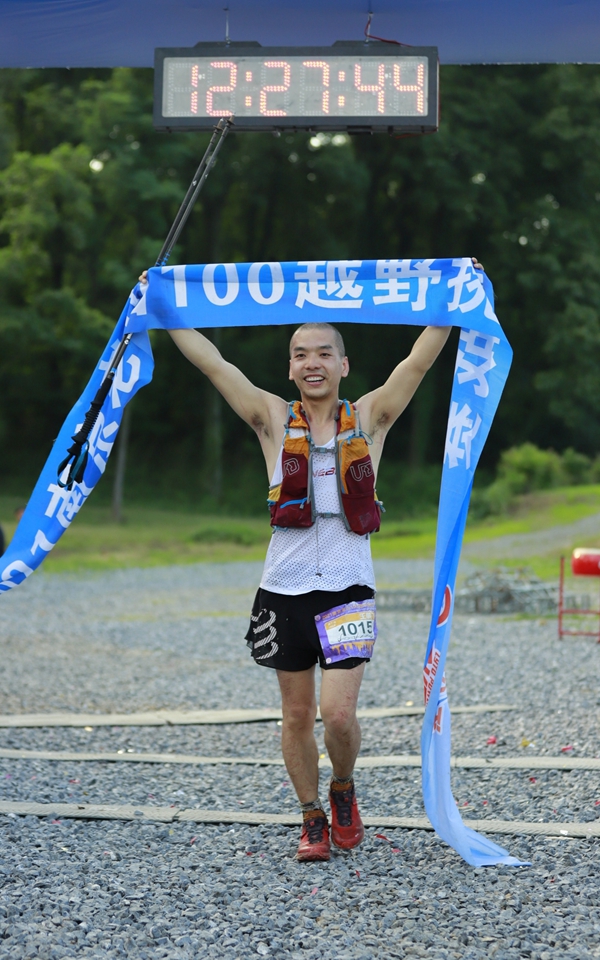 关于挑战极限!球员超乎想象表现,为胜利坚持不懈的信息 关于挑战极限!球员超乎想象表现,为胜利坚持不懈的信息