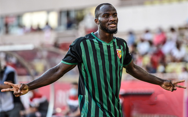 关于朗斯主场获胜,连续取得两连胜的信息 关于朗斯主场获胜,连续取得两连胜的信息