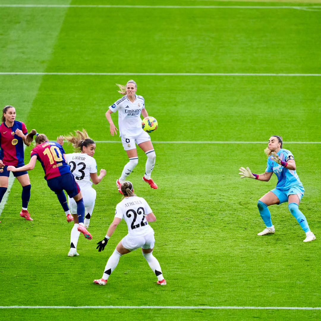 巴萨-遭受失败，无缘晋级！